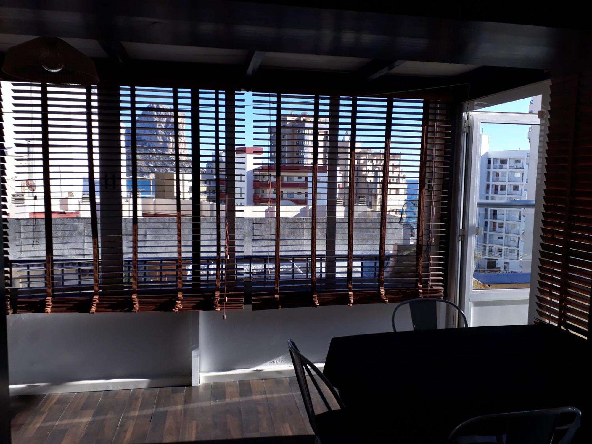 Ferienwohnung Atico Centrico, 50M De La Playa, Vista Al Mar, Wifi Fibra, Gran Terraza Calp Exterior foto